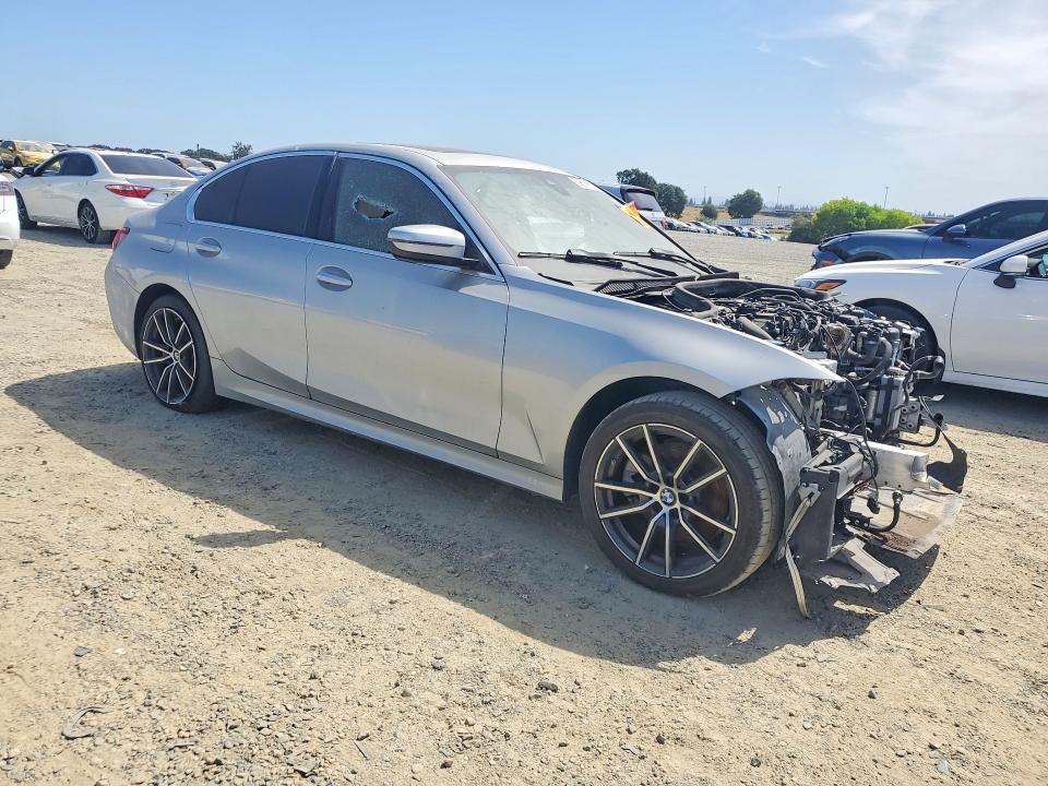 2019 BMW 3er VIN WBA5R1C52KAJ98549 COPART salvage auction — FRONT END, Ca - Dis/Dlr/Exp Only Clean Title, sold $3,650 on 2026-07-21 (photo 4)