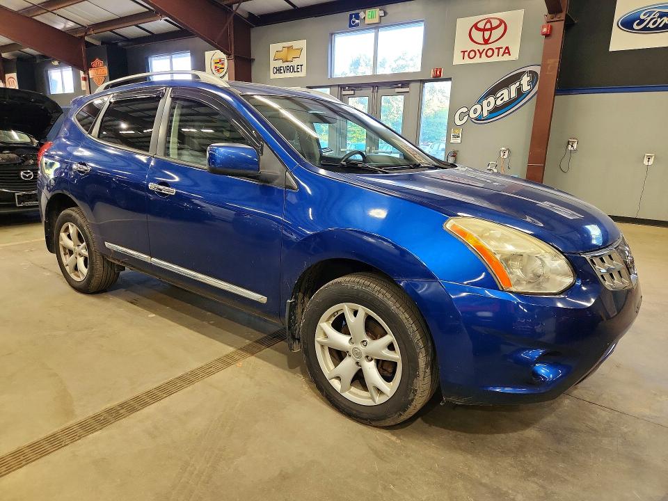 2011 Nissan Rogue sport VIN JN8AS5MV0BW262123 COPART salvage auction — MINOR DENT/SCRATCHES, NH - CERTIFICATE OF TITLE, sold $2,900 on 2026-07-27 (photo 4)