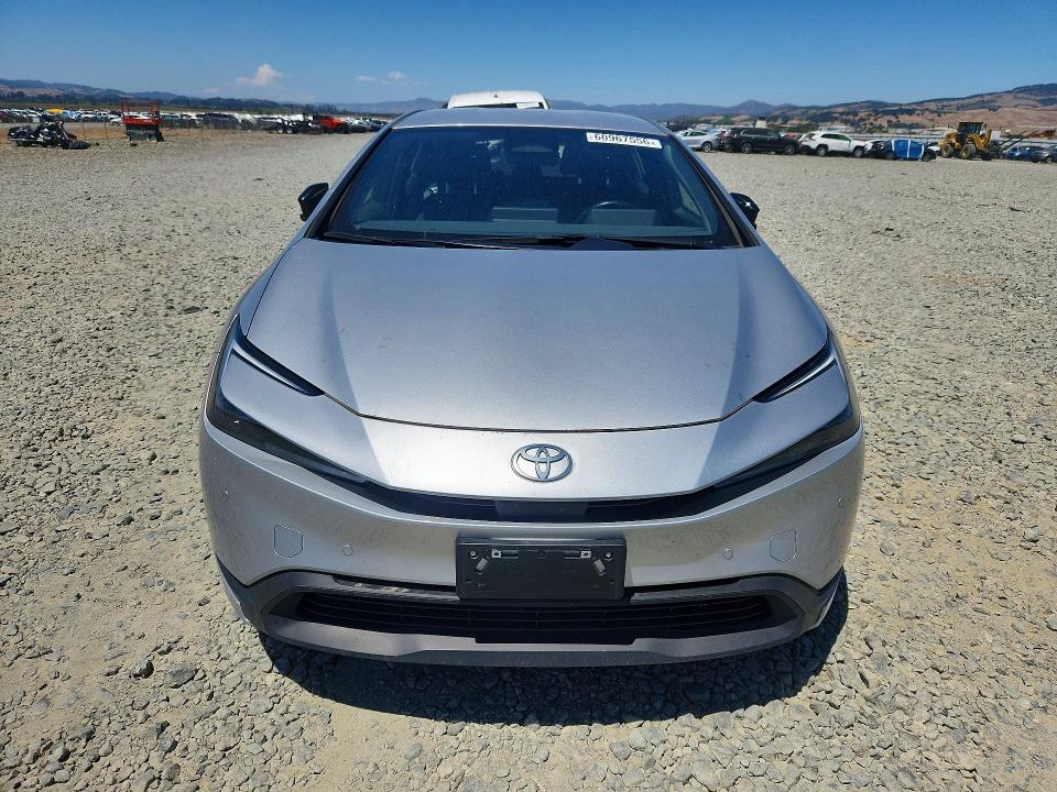 2024 Toyota Prius VIN JTDACAAUXR3016513 COPART salvage auction — REAR END, Ca - Salvage Certificate, sold $1,250 on 2026-07-30 (photo 5)