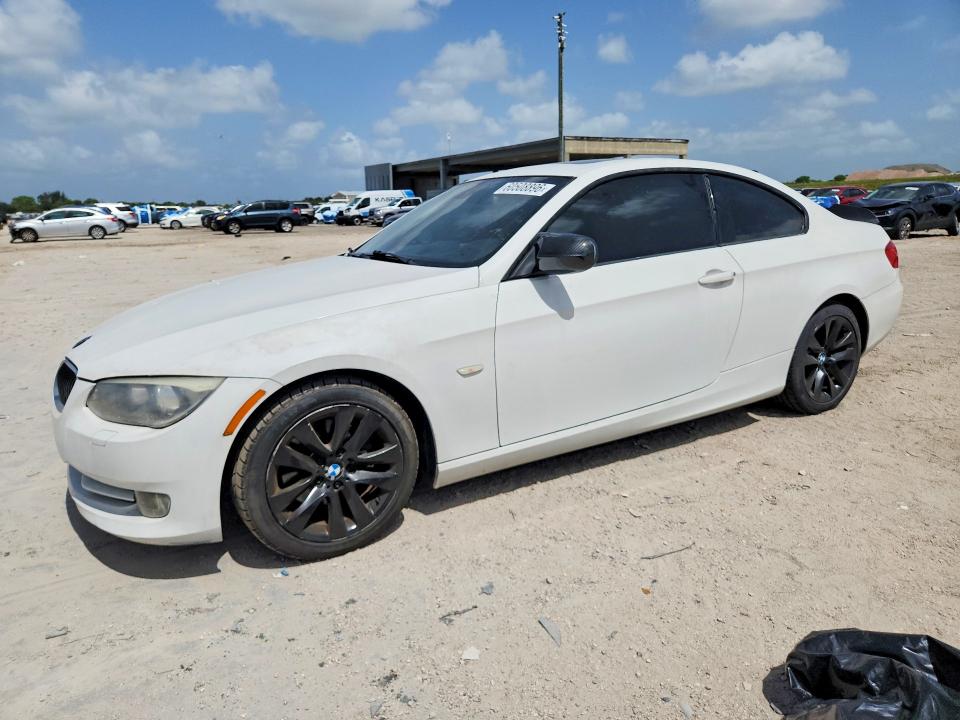 2013 BMW 3er VIN WBAKE5C59DJ107334 COPART salvage auction — MINOR DENT/SCRATCHES, Fl - Certificate Of Title, sold $325 on 2026-07-21 (photo 1)