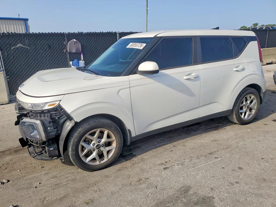 2020 Kia Soul VIN KNDJ23AU9L7003735 COPART salvage auction — FRONT END, Fl - Certificate Of Destruction, sold $1,950 on 2026-07-21 (photo 1)