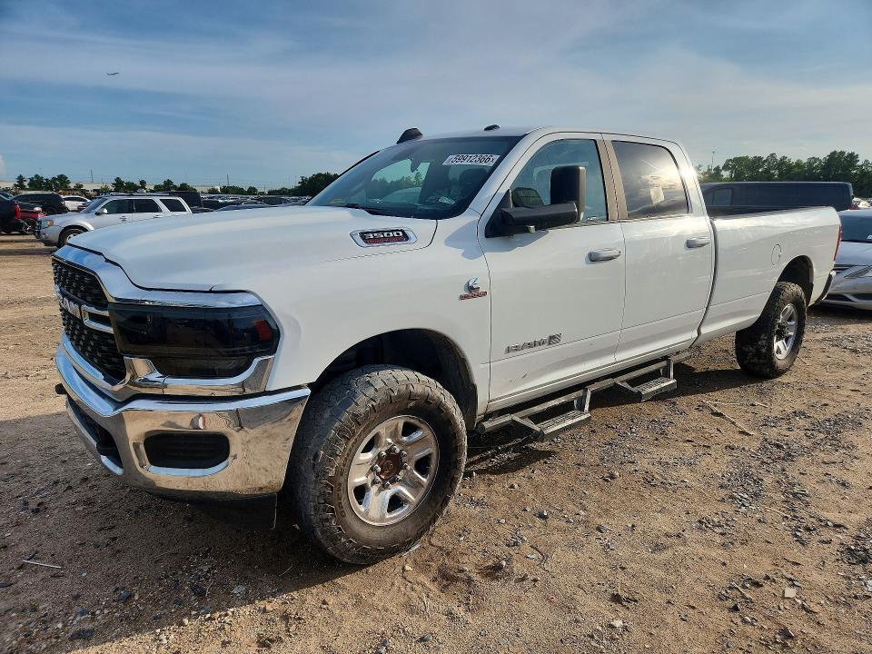 2022 Ram 3500 VIN 3C63R3HL5NG302865 — COPART salvage auction photo