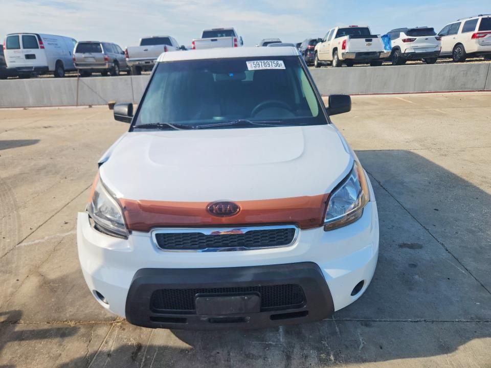 2011 Kia Soul VIN KNDJT2A11B7717239 COPART salvage auction — FRONT END, Tx - Salvage Vehicle Title, sold $725 on 2026-07-23 (photo 5)