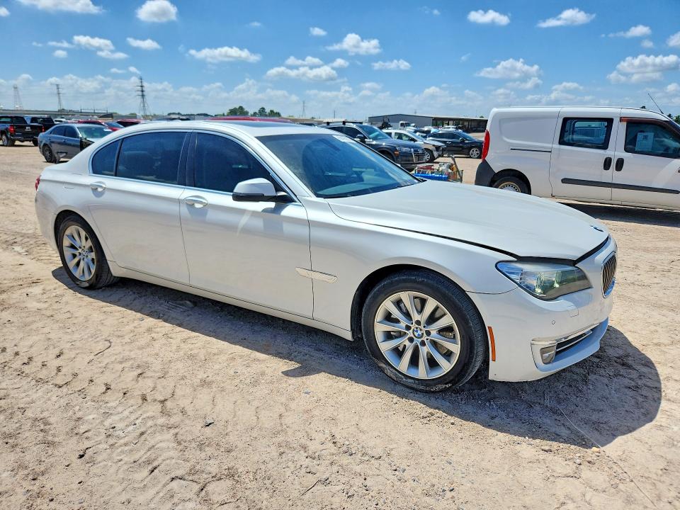 2014 BMW VIN WBAYE4C5XED138421 COPART salvage auction — WATER/FLOOD, TX - CERT OF TITLE-REBLT SLVG FLOOD (P), sold $2,100 on 2026-07-28 (photo 4)