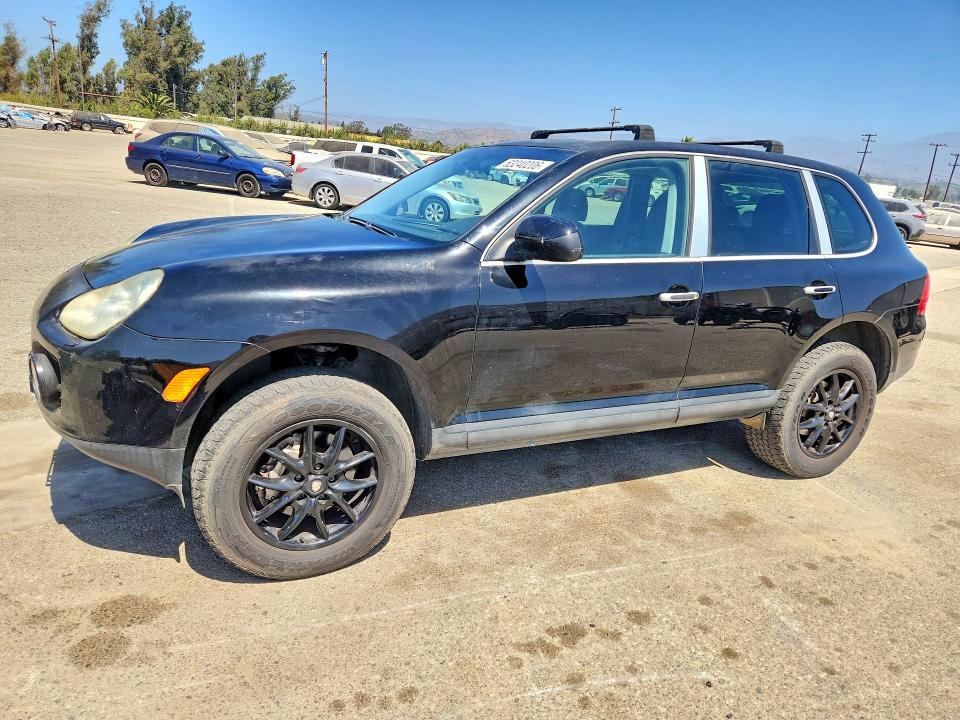 2004 Porsche Cayenne VIN WP1AB29P44LA74924 COPART salvage auction — MINOR DENT/SCRATCHES, CA - DIS/DLR/EXP ONLY CLEAN TITLE, sold $250 on 2026-08-04 (photo 1)