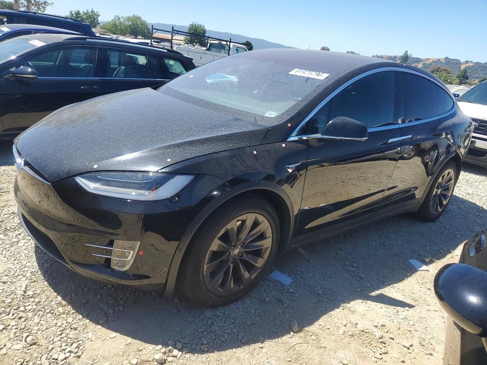 2018 Tesla Model x VIN 5YJXCAE29JF142761 — COPART salvage auction photo
