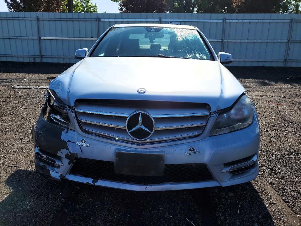 2013 Mercedes-benz VIN WDDGF8AB0DG102896 COPART salvage auction — FRONT END, Ct - Cert Of Title-Salvage, sold $1,150 on 2026-07-14 (photo 5)