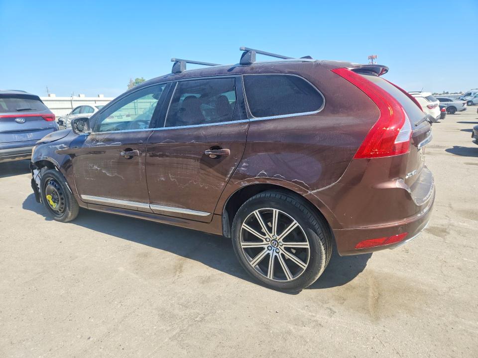 2015 Volvo VIN YV449MDK7F2723817 COPART salvage auction — FRONT END, Ca - Salvage Certificate, sold $3,600 on 2026-07-31 (photo 2)