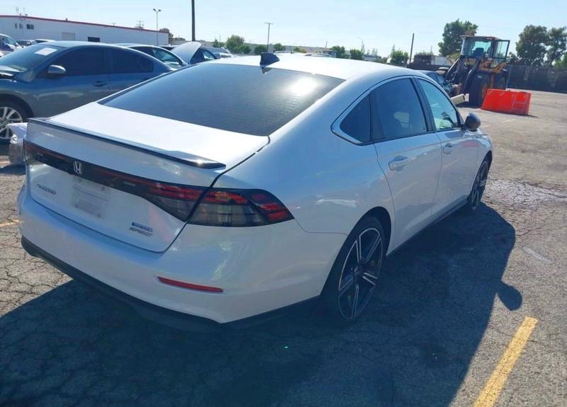 2024 Honda Accord VIN 1HGCY2F56RA006012 COPART salvage auction — SIDE, Ca - Salvage Certificate (P), sold $9,500 on 2026-07-27 (photo 4)