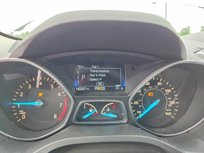 2017 Ford Escape VIN 1FMCU0GD8HUB76188 COPART salvage auction — MECHANICAL, Oh - Certificate Of Title, sold $1,400 on 2026-08-01 (photo 9)