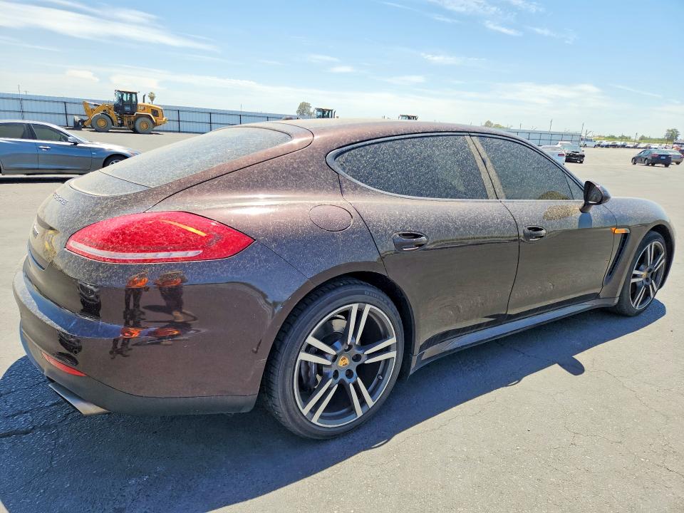 2014 Porsche Panamera VIN WP0AA2A76EL014077 COPART salvage auction — MINOR DENT/SCRATCHES, Salvage Title, sold $2,550 on 2026-07-27 (photo 3)