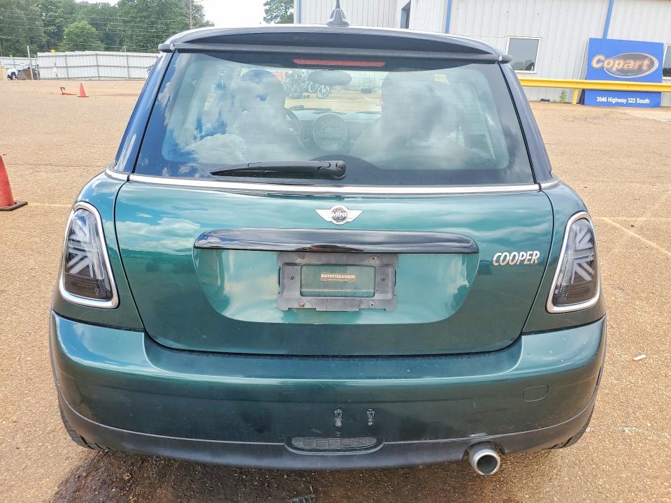 2007 Mini Cooper VIN WMWMF33577TT51325 COPART salvage auction — FRONT END, TX - SALVAGE VEHICLE TITLE (P), sold $150 on 2026-07-13 (photo 6)