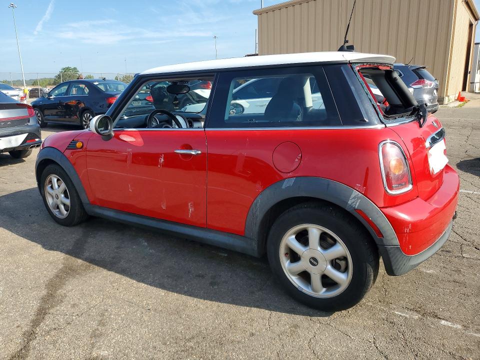2007 Mini Cooper VIN WMWMF33557TT51758 COPART salvage auction — VANDALISM, Oh - Cert Of Title-Salvage, sold $250 on 2026-07-22 (photo 2)