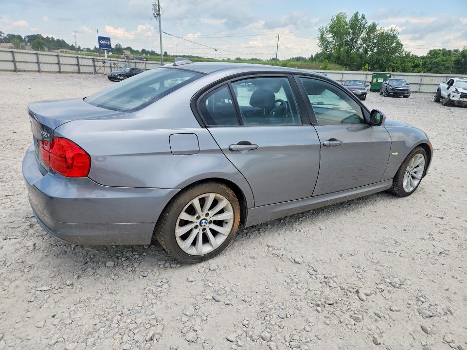 2011 BMW 3 series VIN WBAPH5C58BA445947 COPART salvage auction — WATER/FLOOD, AL - CERTIFICATE OF TITLE, sold $175 on 2026-07-21 (photo 3)
