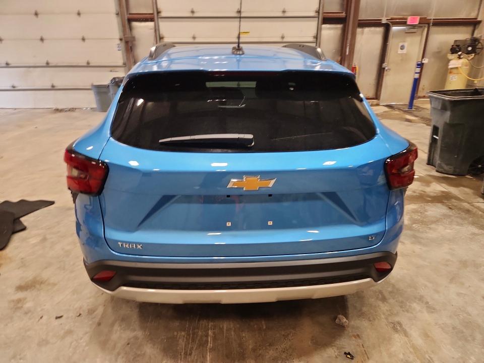 2026 Chevrolet Trax VIN KL77LHEP1TC160379 COPART salvage auction — FRONT END, WI - CERTIFICATE OF TITLE, sold $13,900 on 2026-07-27 (photo 6)