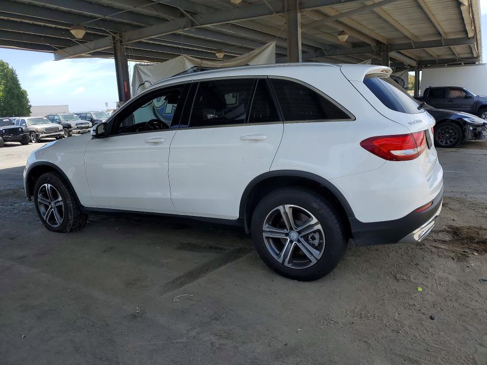 2017 Mercedes-benz Glc VIN WDC0G4JB7HF124837 COPART salvage auction — MECHANICAL, Ca - Dis/Dlr/Exp Only Clean Title (P), sold $5,000 on 2026-07-28 (photo 2)