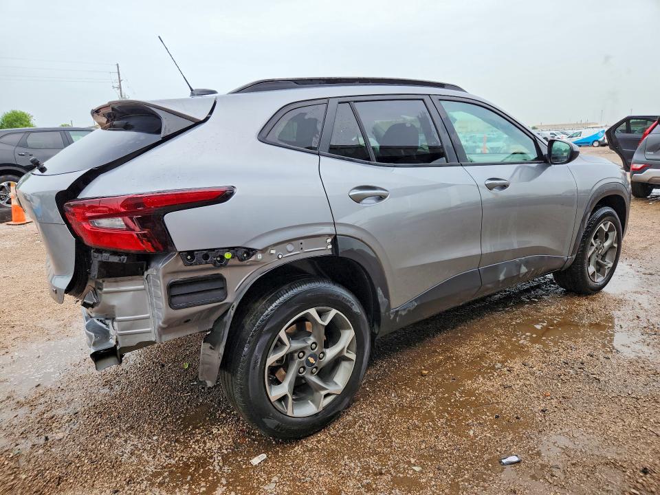 2025 Chevrolet Trax VIN KL77LHEP1SC172465 COPART salvage auction — REAR END, TX - CERTIFICATE OF TITLE, sold $100 on 2026-07-28 (photo 3)