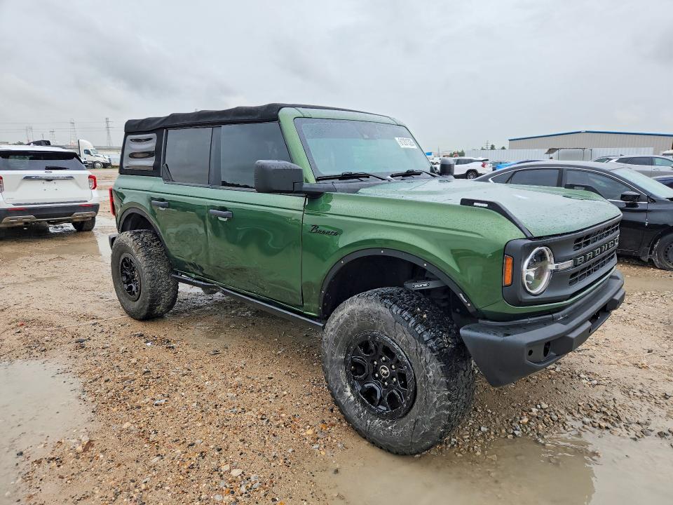 2022 Ford Bronco VIN 1FMEE5DH2NLA80763 COPART salvage auction — SIDE, Tx - Salvage Vehicle Title, sold $20,300 on 2026-07-28 (photo 4)