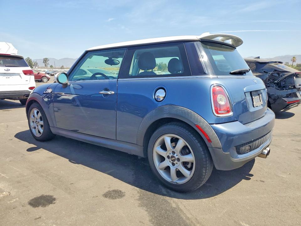 2010 Mini Cooper VIN WMWMF7C5XATZ69060 COPART salvage auction — VANDALISM, Ca - Salvage Certificate, sold $675 on 2026-08-12 (photo 2)