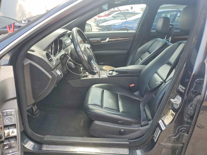 2012 Mercedes-benz C-klasse VIN WDDGF5HB6CR218904 COPART salvage auction — FRONT END, Ky - Red Rebuilt Flood, sold $850 on 2026-08-13 (photo 7)