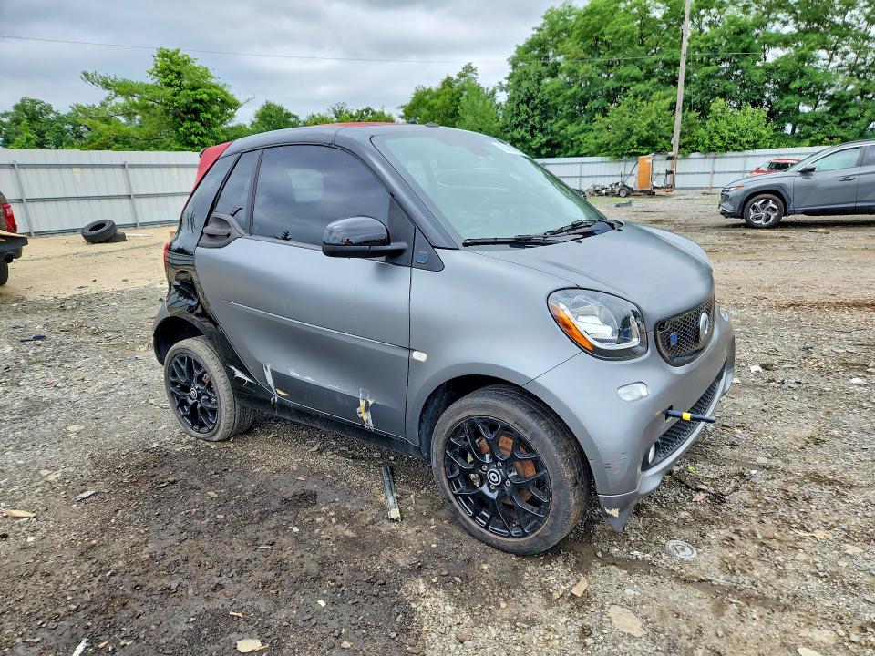 2019 Smart Fortwo VIN WMEFK9BA8KK393186 COPART salvage auction — MECHANICAL, Mt - Certificate Of Title, sold $2,500 on 2026-07-20 (photo 4)
