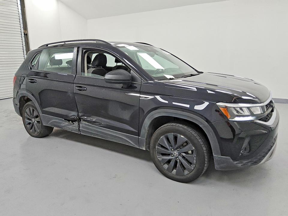 2024 Volkswagen Taos VIN 3VV5X7B23RM105314 COPART salvage auction — SIDE, Tx - Certificate Of Title, sold $3,950 on 2026-07-30 (photo 4)