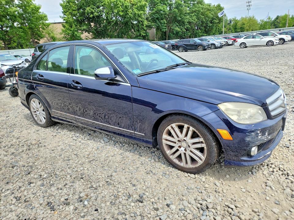 2009 Mercedes-benz C class VIN WDDGF54X19R079548 COPART salvage auction — REAR END, MA - CERT OF TITLE-RECONSTRCTD COLL, sold $125 on 2026-07-30 (photo 4)