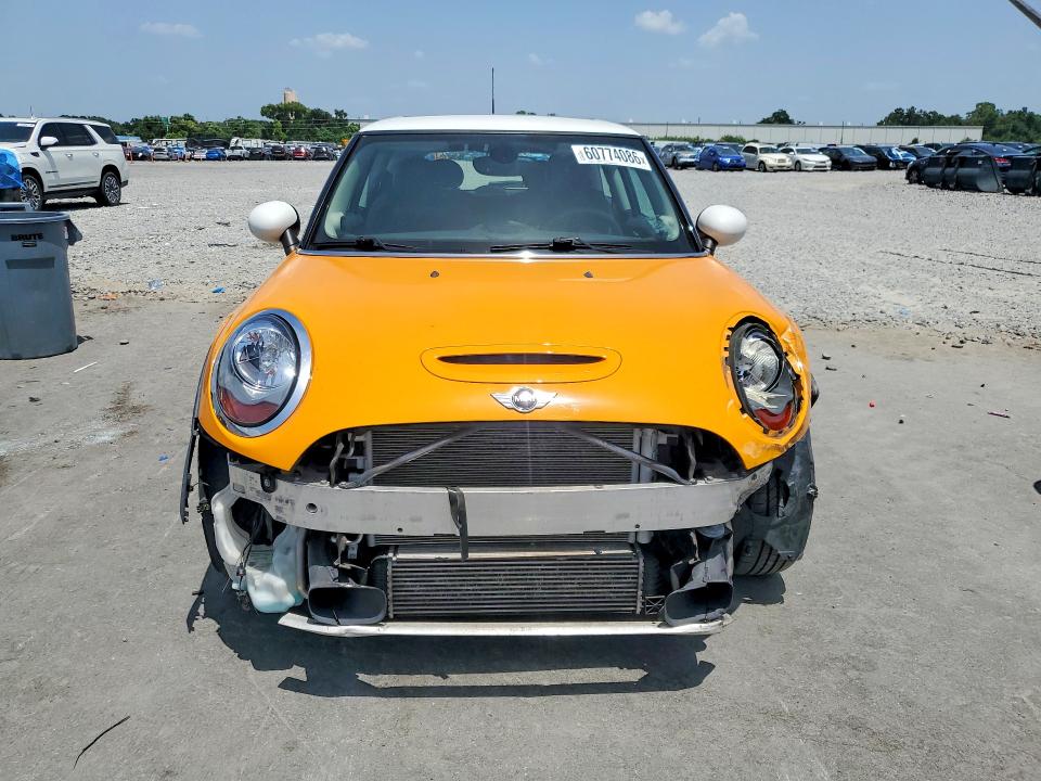 2017 Mini Cooper VIN WMWXP7C57H3B93820 COPART salvage auction — FRONT END, Fl - Cert Of Title Slvg Rebuildable, sold $2,200 on 2026-08-19 (photo 5)
