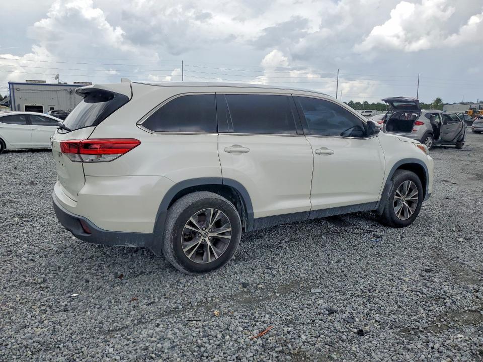 2019 Toyota Highlander VIN 5TDZZRFHXKS328637 COPART salvage auction — MINOR DENT/SCRATCHES, Fl - Certificate Of Title, sold $9,600 on 2026-07-28 (photo 3)
