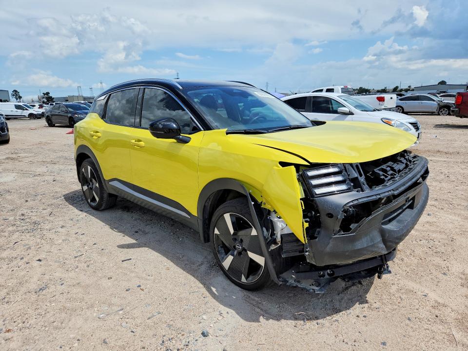 2025 Nissan Kicks VIN 3N8AP6DC6SL364800 COPART salvage auction — FRONT END, TX - CERTIFICATE OF TITLE (P), sold $7,800 on 2026-07-29 (photo 4)