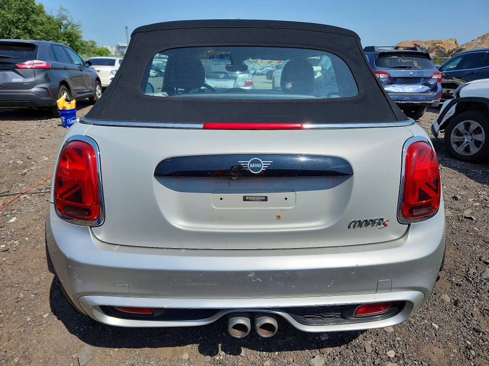 2019 Mini Cooper VIN WMWWG9C50K3E40190 COPART salvage auction — WATER/FLOOD, Ny - Mv907A-Flood Salvage, sold $2,750 on 2026-08-17 (photo 6)
