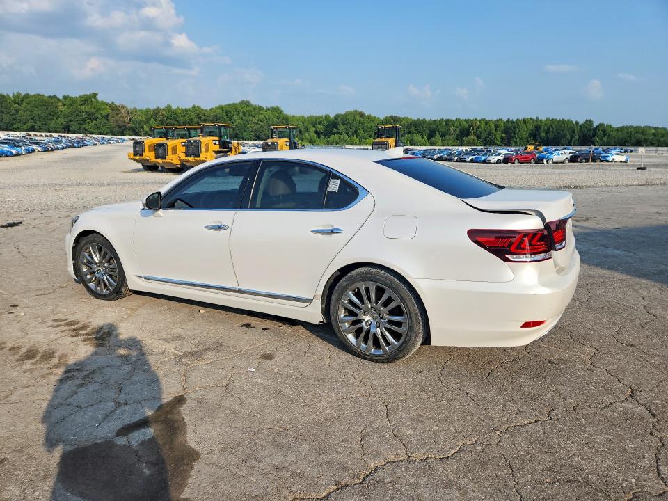 2016 Lexus Ls VIN JTHBL5EF9G5140800 COPART salvage auction — REAR END, FL - CERT OF TITLE-SLVG REBLD FLOOD, sold $150 on 2026-07-30 (photo 2)