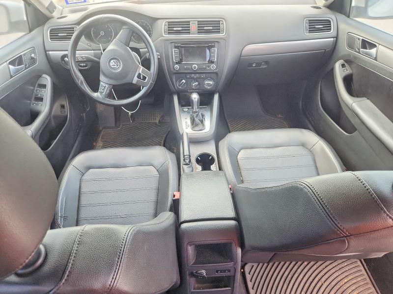 2014 Volkswagen Jetta VIN 3VWL07AJ1EM212999 COPART salvage auction — MINOR DENT/SCRATCHES, Mt - Certificate Of Title, sold $1,550 on 2026-07-17 (photo 8)