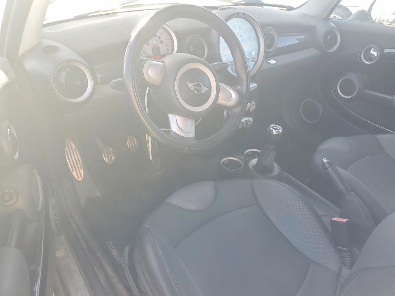 2009 Mini Cooper VIN WMWMM33529TP74712 COPART salvage auction — MECHANICAL, Ca - Dis/Dlr/Exp Only Clean Title, sold $175 on 2026-07-27 (photo 8)