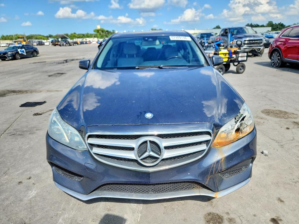 2014 Mercedes-benz E-klasse VIN WDDHF5KB6EA835122 COPART salvage auction — FRONT END, Fl - Certificate Of Title, sold $3,000 on 2026-08-05 (photo 5)