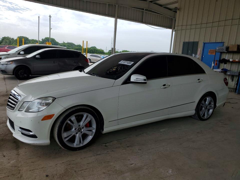 2012 Mercedes-benz E-klasse VIN WDDHF8JB8CA652790 COPART salvage auction — REAR END, Fl - Cert Of Title Slvg Rebuildable, sold $925 on 2026-08-19 (photo 1)