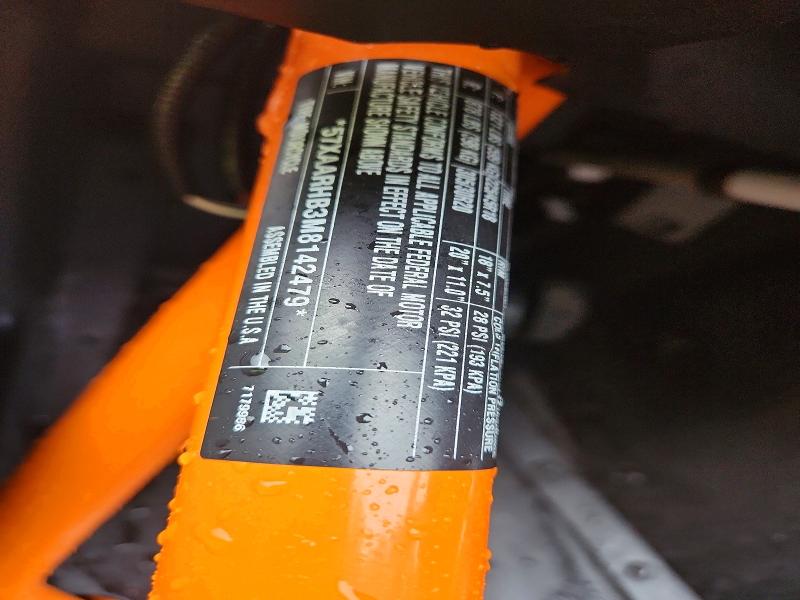 2021 Polaris Slingshot VIN 57XAARHB3M8142479 COPART salvage auction — FRONT END, Ny - Mv-907A Salvage Certificate, sold $4,050 on 2026-07-30 (photo 9)