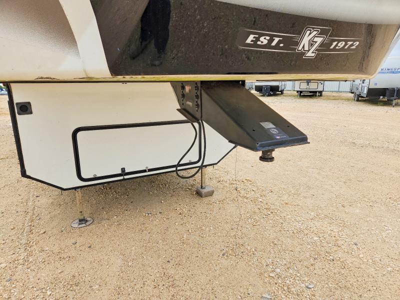 2020 Kz Durango VIN 4EZFD3324L6055886 COPART salvage auction — HAIL, TX - CERTIFICATE OF TITLE, sold $8,400 on 2026-10-06 (photo 8)