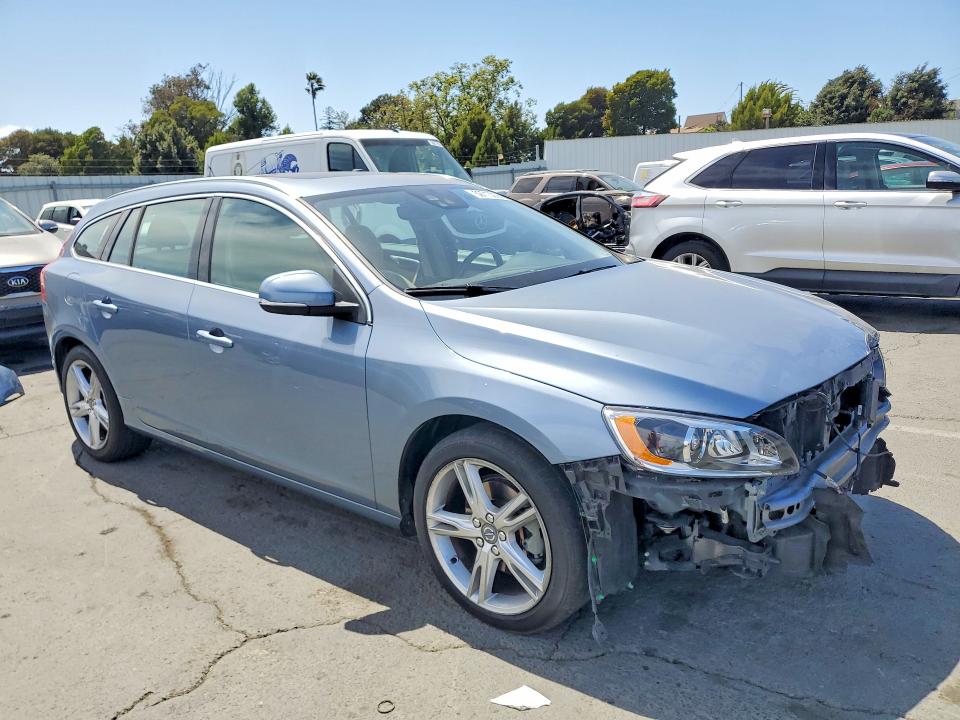 2017 Volvo V60 VIN YV140MEM2H1369124 COPART salvage auction — FRONT END, CA - SALVAGE CERTIFICATE, sold $1,850 on 2026-08-14 (photo 4)