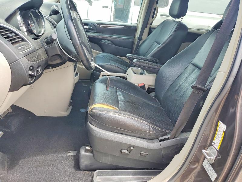 2015 Chrysler Voyager VIN 2C4RC1CG1FR572965 COPART salvage auction — MECHANICAL, Ia - Certificate Of Title, sold $550 on 2026-07-31 (photo 7)