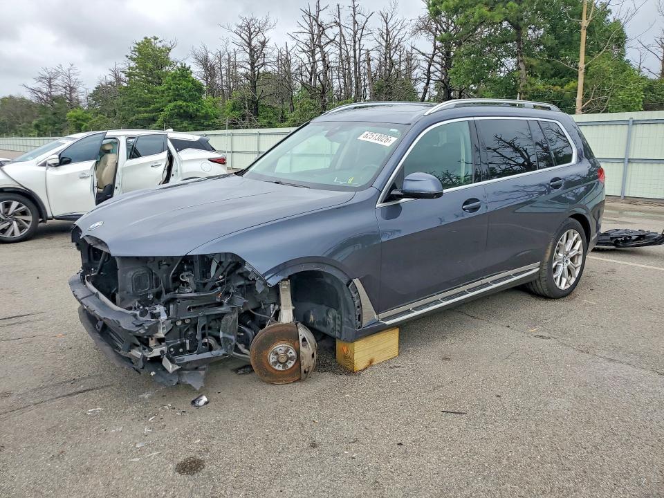 2021 BMW X7 VIN 5UXCW2C03M9E31518 — COPART salvage auction photo