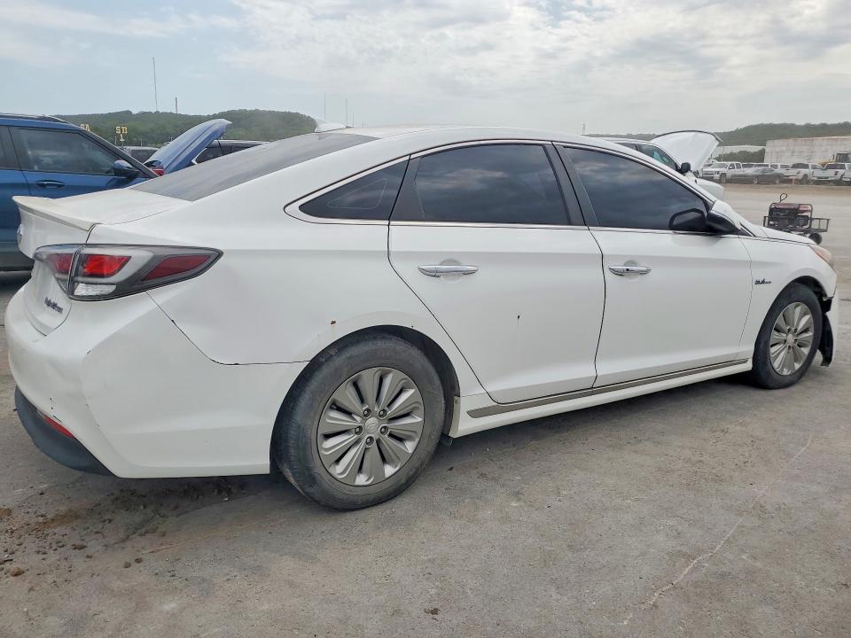 2016 Hyundai Sonata VIN KMHE24L18GA021710 COPART salvage auction — FRONT END, OK - CERTIFICATE OF TITLE (P), sold $2,750 on 2026-07-29 (photo 3)