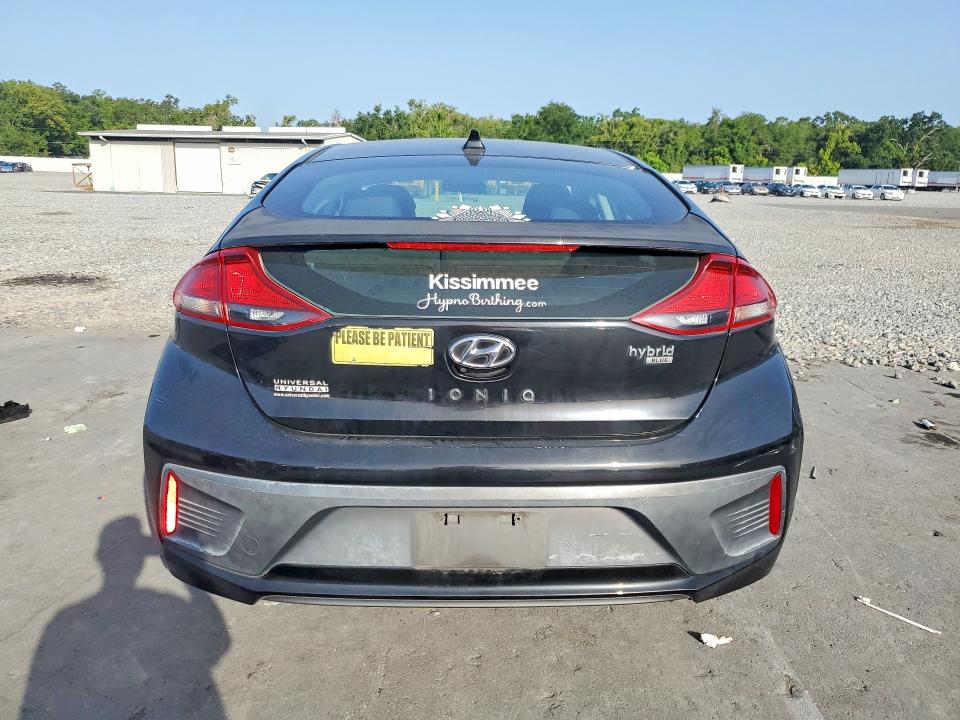 2017 Hyundai Ioniq VIN KMHC65LC1HU048475 COPART salvage auction — MINOR DENT/SCRATCHES, Fl - Certificate Of Title, sold $2,250 on 2026-07-22 (photo 6)