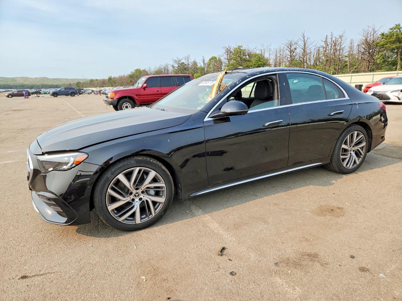 2025 Mercedes-Benz E-Class VIN W1KLF4HB3SA185558 — COPART salvage auction photo