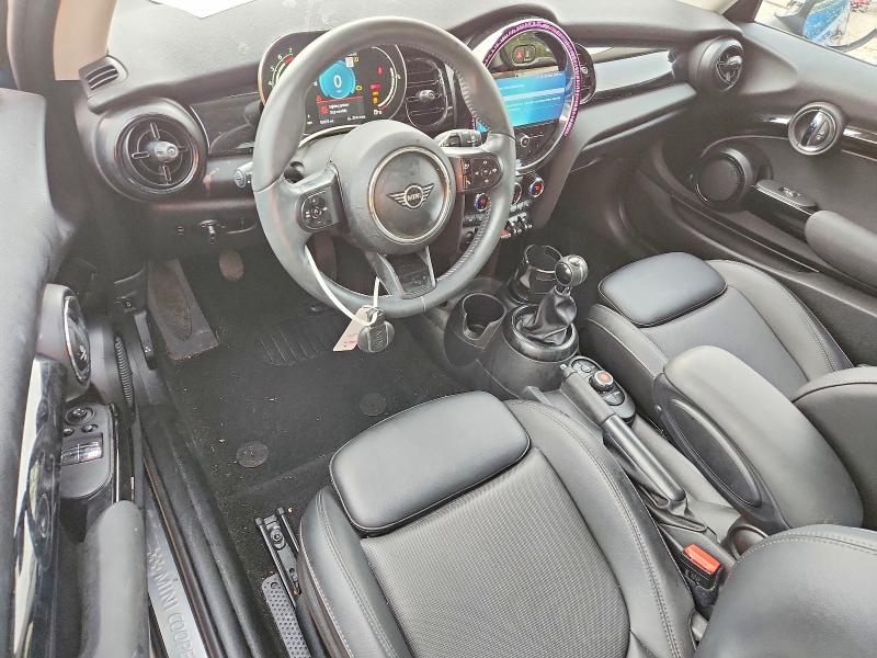 2022 Mini Cooper VIN WMW53DH06N2R21818 COPART salvage auction — FRONT END, Nc - Salvage Certificate Of Title, sold $4,250 on 2026-08-07 (photo 8)