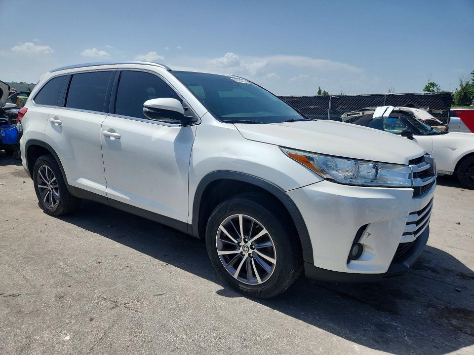 2019 Toyota Highlander VIN 5TDKZRFH0KS342774 COPART salvage auction — FRONT END, FL - CERTIFICATE OF TITLE (P), sold $12,700 on 2026-07-28 (photo 4)