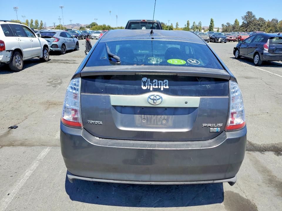 2006 Toyota Prius VIN JTDKB20UX63186820 COPART salvage auction — VANDALISM, CA - SALVAGE CERTIFICATE, sold $550 on 2026-07-31 (photo 6)