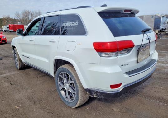 2018 Jeep Grand cherokee VIN 1C4RJFBG0JC132497 COPART salvage auction — MINOR DENT/SCRATCHES, ON - PERMIT NO BRAND - UNFIT (P), sold $7,200 on 2026-08-11 (photo 3)