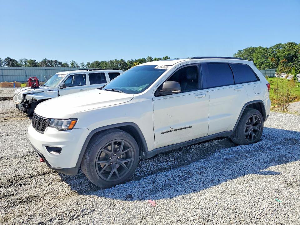 2020 Jeep Grand cherokee VIN 1C4RJFLT4LC272633 COPART salvage auction — MINOR DENT/SCRATCHES, Fl - Certificate Of Destruction, sold $4,700 on 2026-08-05 (photo 1)