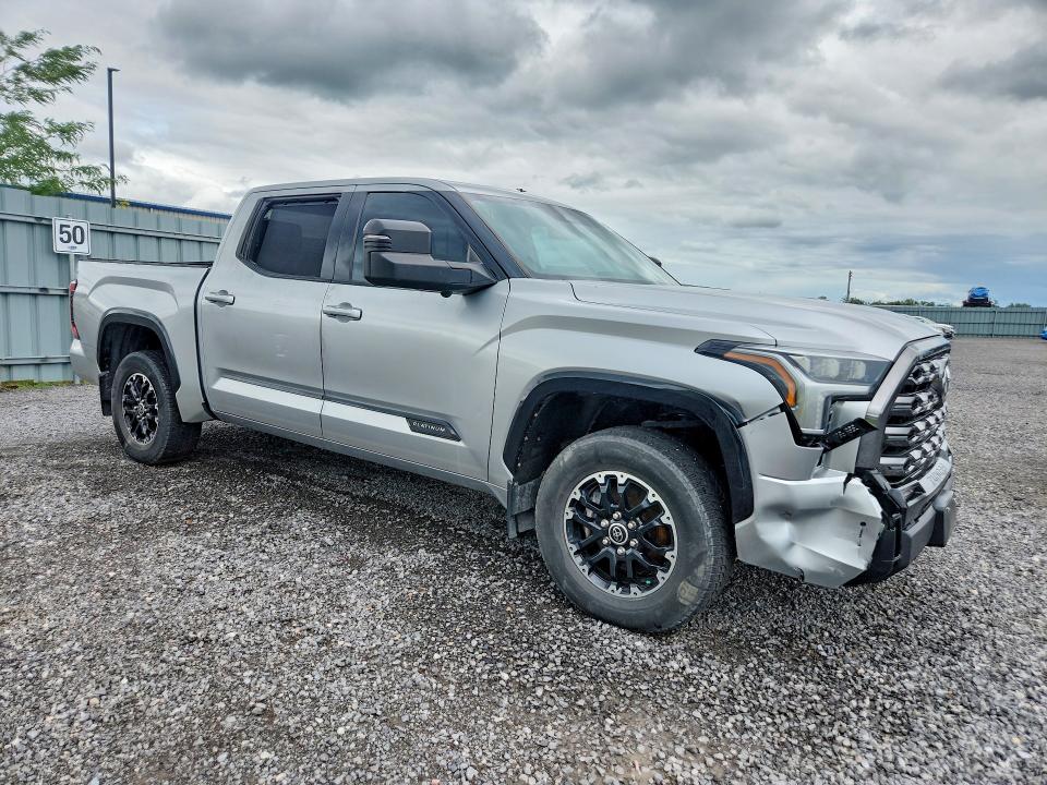 2022 Toyota Tundra VIN 5TFNA5DB0NX030416 COPART salvage auction — VANDALISM, On - Permit No Brand - Unfit, sold $150 on 2026-07-30 (photo 4)